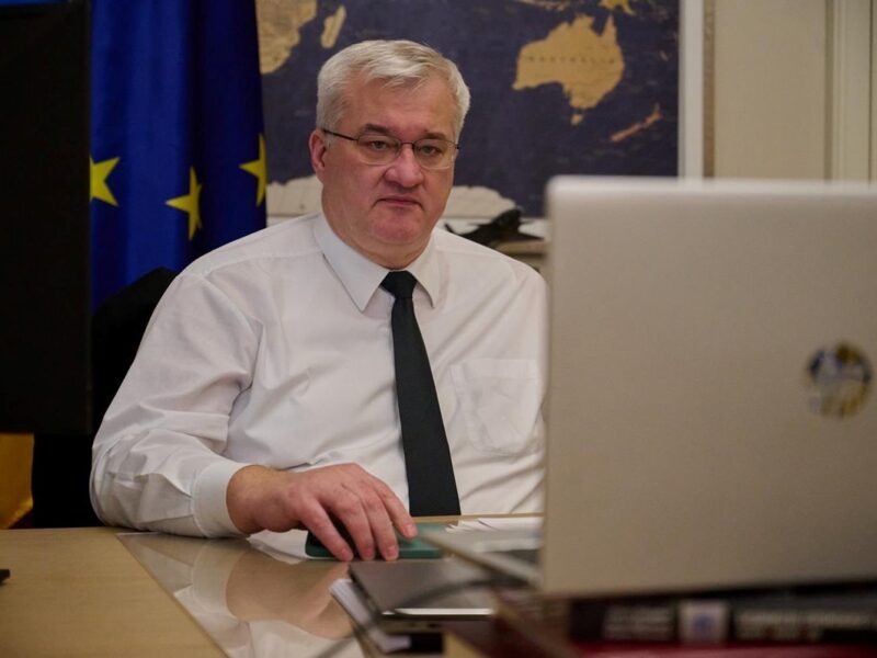 “Моральні дегенерати”: Сибіга розкритикував президента ФІФА