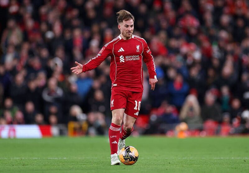 МЮ націлився на півзахисника з клубу-конкурента