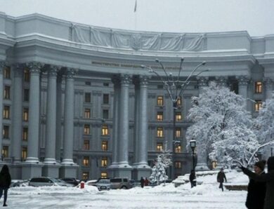 МЗС відреагувало на погрози Угорщини та Словаччини