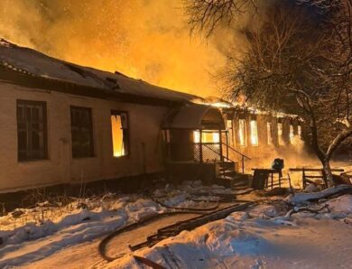 На Чернігівщині палав центр соціальної адаптації: невідома доля трьох людей
