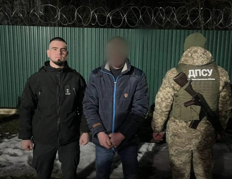 На кордоні затримали втікача-ґвалтівника у день суду щодо його справи