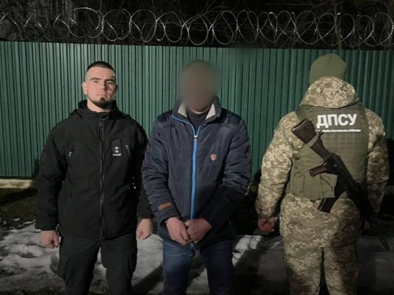 На кордоні затримали втікача-ґвалтівника у день суду щодо його справи