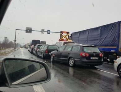 На одному з КПП на кордоні з Румунією обмежують рух