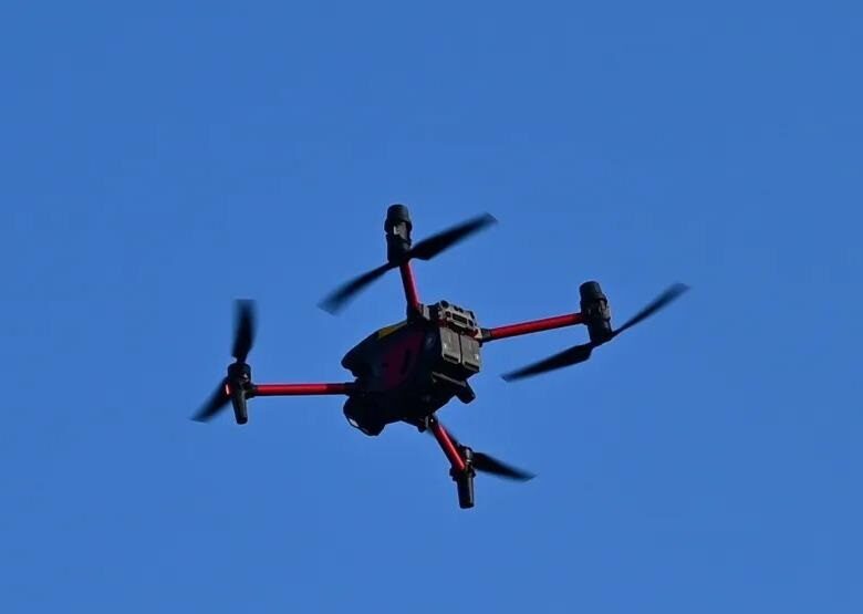 На територію військової частини в Польщі впав дрон, що виявився іграшкою