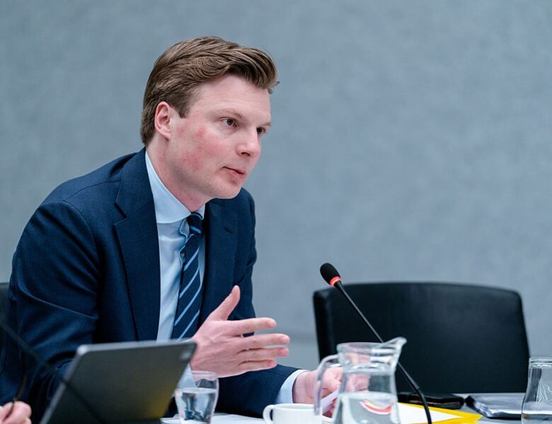 Нідерланди допоможуть Україні з тренуванням пілотів F-16