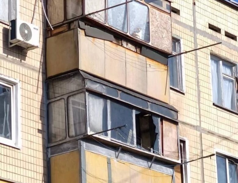 Нікополь потрапив під артобстріл, поранені три жінки