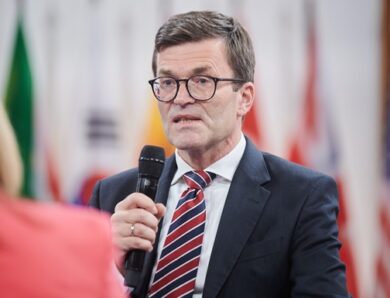 Німеччина відлкликає свого посла в Україні через пів року роботи – ЗМІ