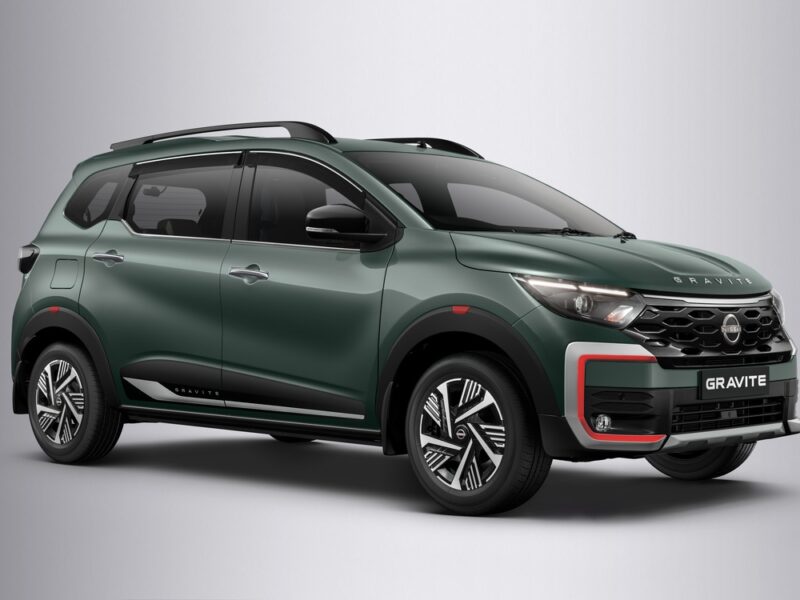 Nissan представив наддешевий кросовер-мікровен Gravite