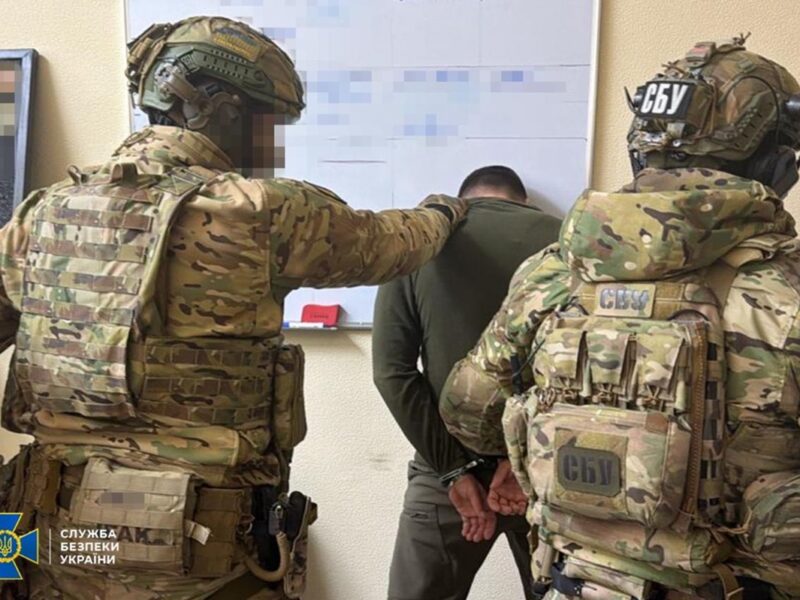 Новий скандал. Розкрадання на укриттях для літаків