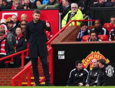 Новому тренеру МЮ виділять близько чверті мільярда на трансфери