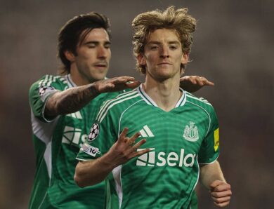 Ньюкасл влаштував гольову феєрію проти Карабаху