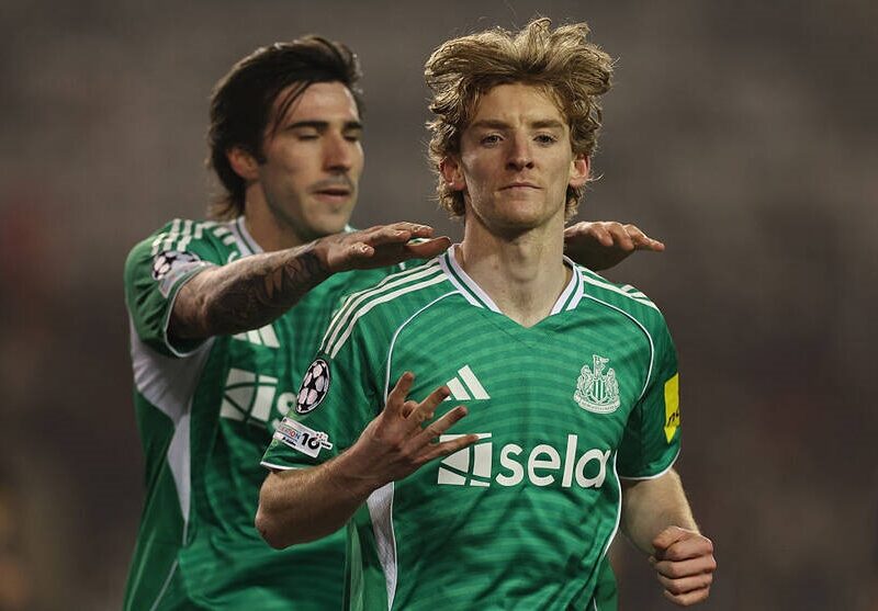 Ньюкасл влаштував гольову феєрію проти Карабаху