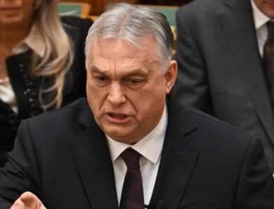 Орбан анонсував розгортання військових через “українську загрозу”