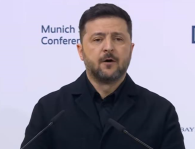 Орбан думає, як відростити живіт, а не армію – Зеленський