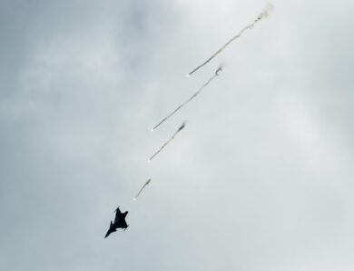 Орієнтуючись на досвід України: Saab озброїть Gripen ракетами проти дронів