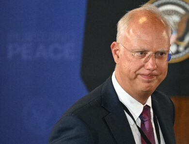 Переговори України та РФ відтермінували після візиту Дмитрієва до США