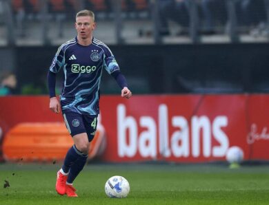 Перший вихід у футболці Аякса: стали відомі оцінки Зінченка