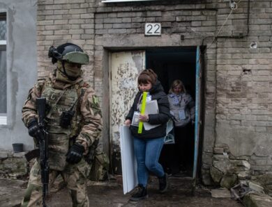 Полювання на квадратні метри росіян: як Кремль дірки в бюджеті латає