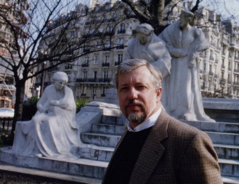 Помер відомий фантаст автор Гіперіона Ден Сімонс