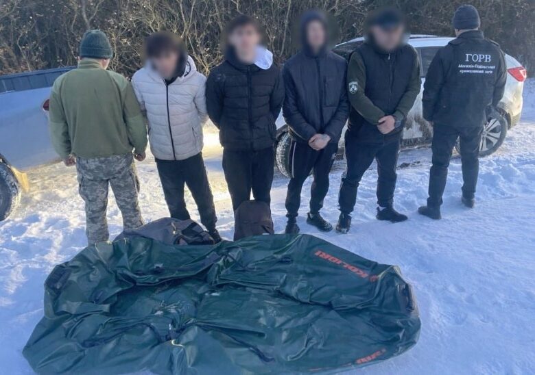 Прикордонники зірвали “рейс” братів-близнюків через Дністер