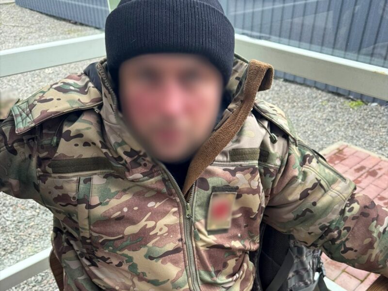 Продавав документи “агента СБУ” за $10 тисяч: в Одесі викрили шахрая