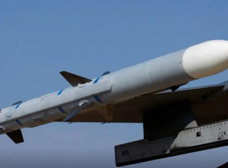 Протидія реактивним “шахедам” і крилатим ракетам: що відомо про ракети AIM