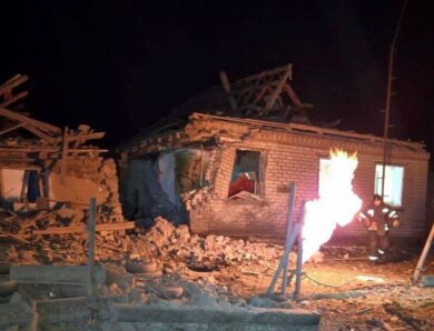 РФ вдарила по Дніпропетровщині: пошкоджені підприємство та гімназія