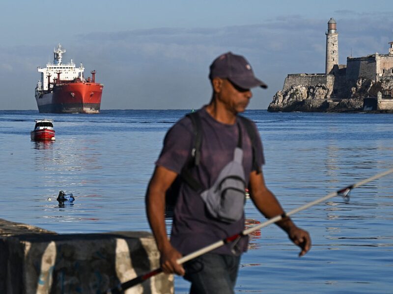 Росія наважилась постачати Кубу нафтою, попри погрози Трампа – ЗМІ