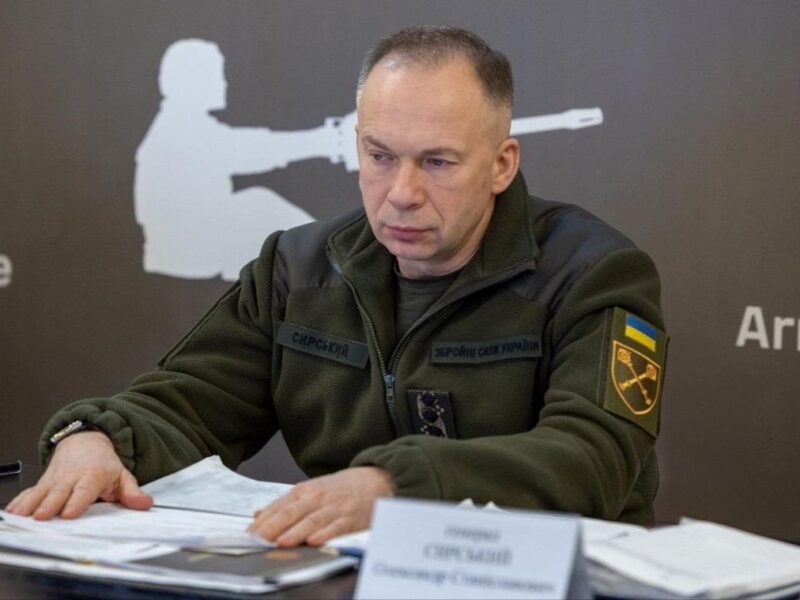 Росія не встигає поповнювати втрати – Сирський