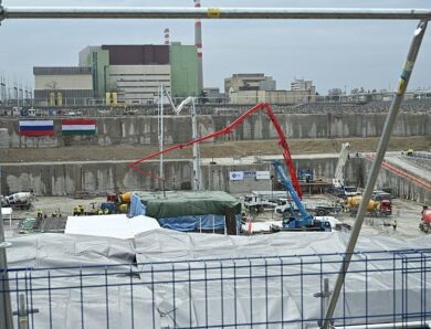 Росія почала будувати нову АЕС в Угорщині