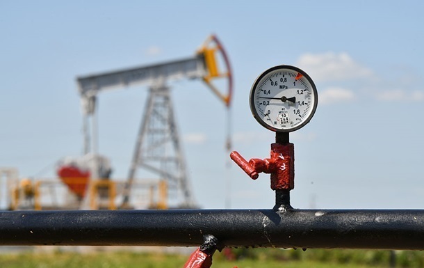 Росія починає “захлинатися” в нафті – ЗМІ