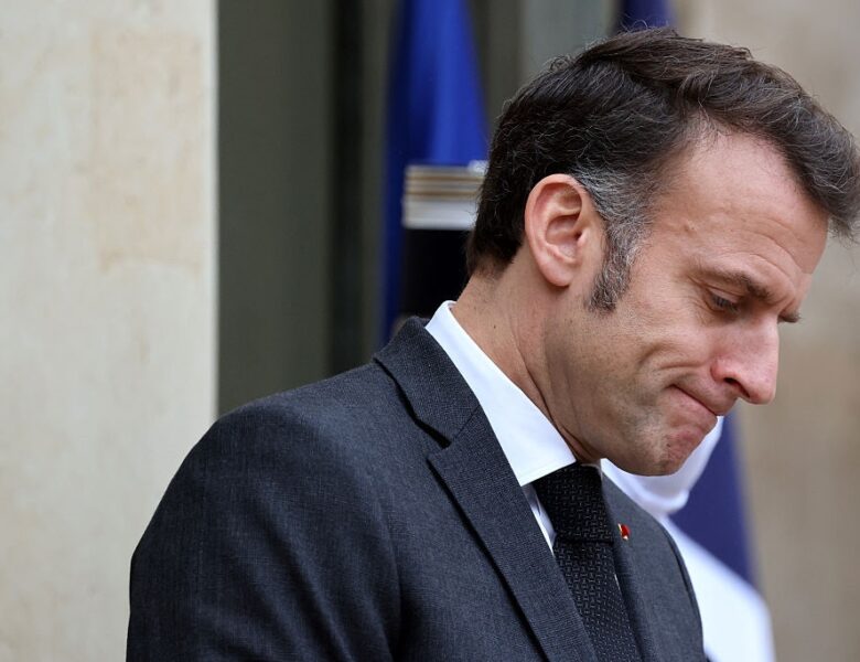 Росія поширює фейки про зв&rsquo;язки Макрона з Епштейном – ЗМІ