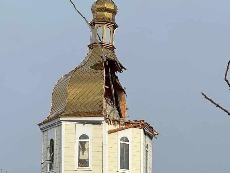 Росіяни пошкодили храм і монастир на Київщині