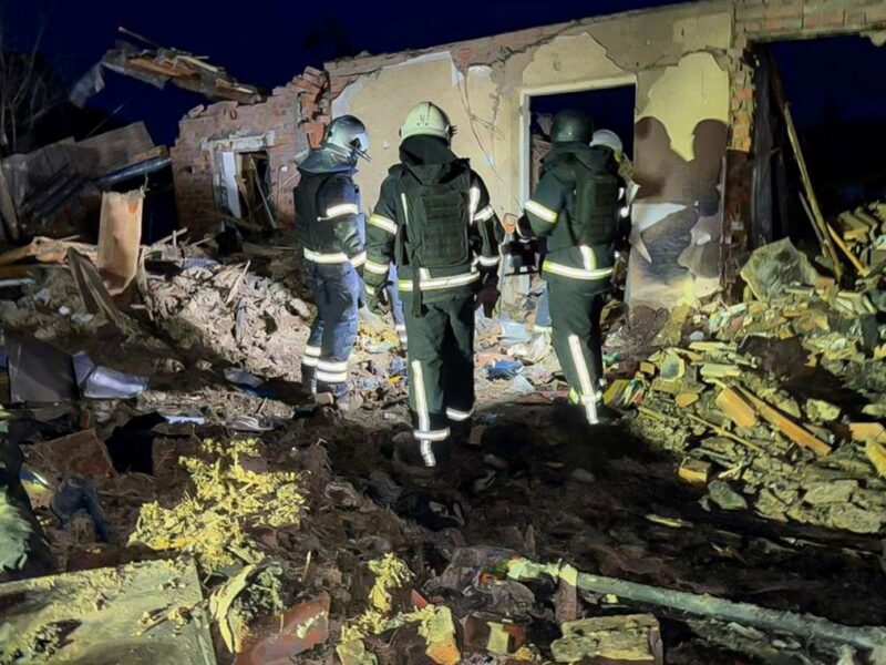 Росіяни вбили на Харківщині жінку та дитину