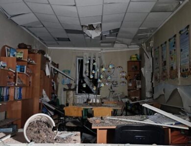 Росіяни вдарили ракетою та дронами по Дніпропетровщині: відоми наслідки