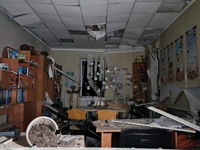 Росіяни вдарили ракетою та дронами по Дніпропетровщині: відоми наслідки