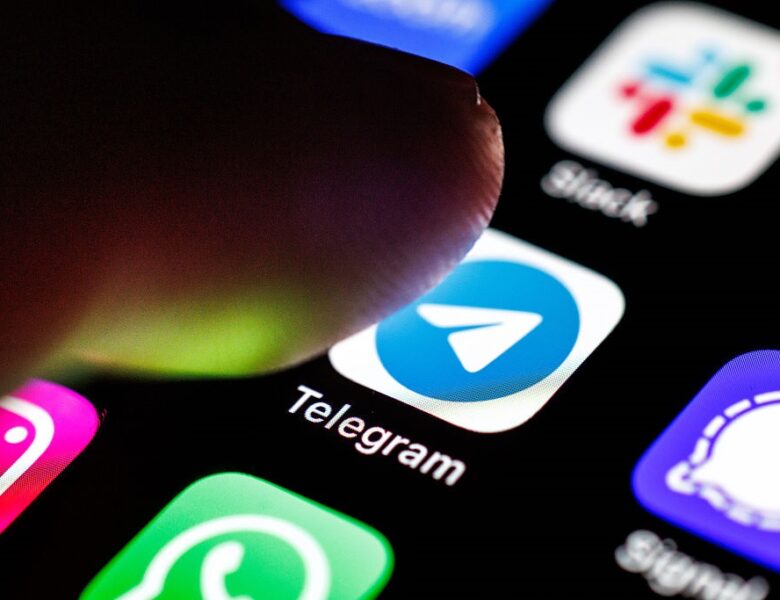 Російські “військкори” обурилися через блокування Telegram