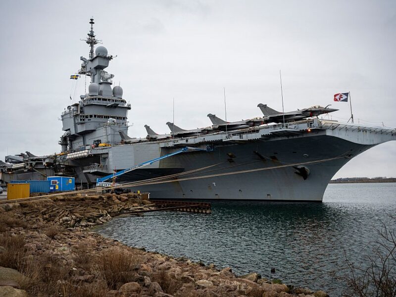 Російський дрон кружляв над французьким авіаносцем у Швеції – ЗМІ