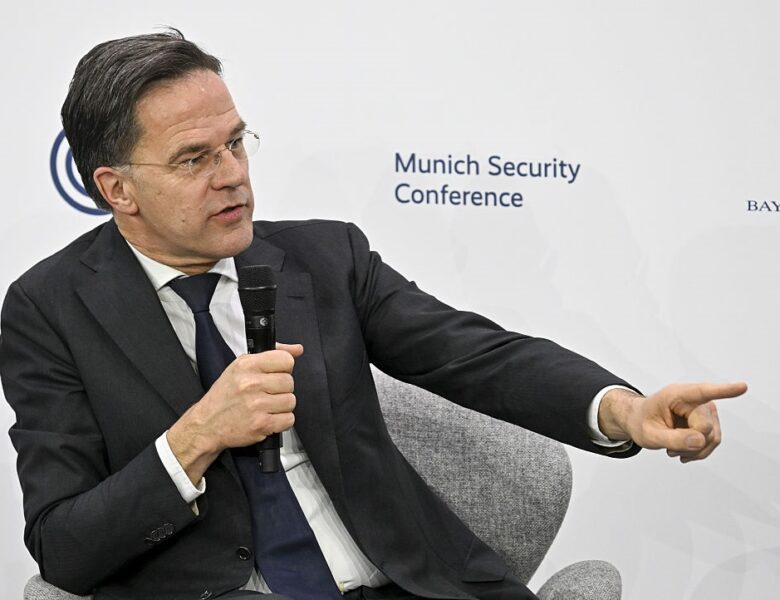 Рютте заявив про “шалені” втрати Росії в Україні