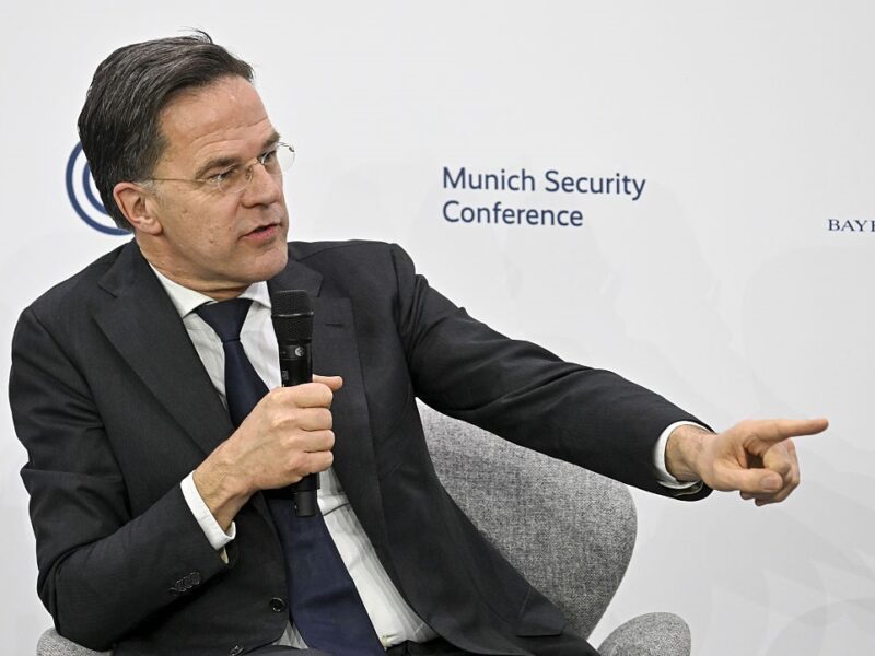 Рютте заявив про “шалені” втрати Росії в Україні