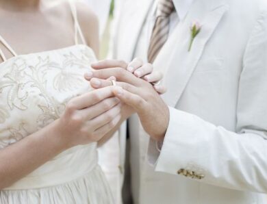 Шлюб з 14 років: нова ініціатива депутатів, яка може зашкодити дітям