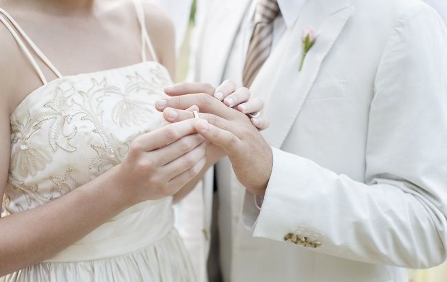 Шлюб з 14 років: нова ініціатива депутатів, яка може зашкодити дітям