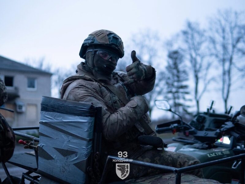 Сирський розповів про наступальні дії ЗСУ