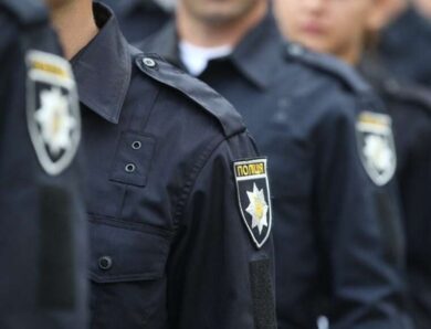 Спецоперація в 20 областях поліція провела понад 120 обшуків через схеми для ухилянтів