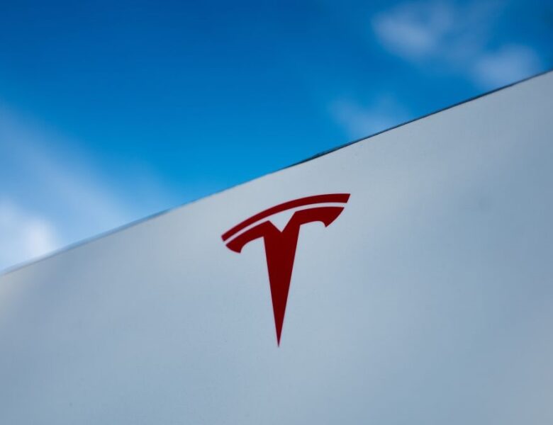 Tesla втрачає позиції на європейському ринку електромобілів