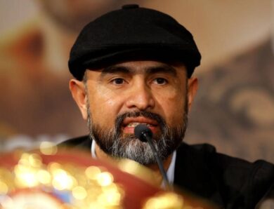 Тренер Руїса розповів, чи відбудеться бій його підопічного з Усиком