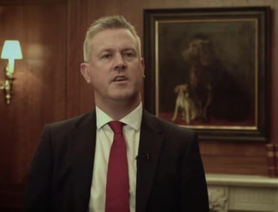 У Британії судили банкіра-мільйонера за 740 випадків безквиткового проїзду