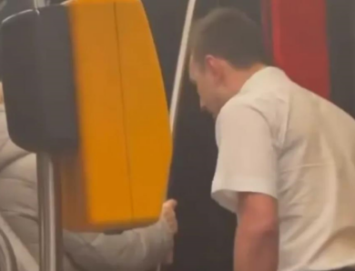 У Чехії покарали водія трамвая, який вигнав із салону українців з дитиною