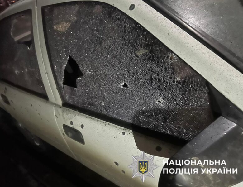 У Чернівцях посеред вулиці чоловік кинув гранату: є поранені