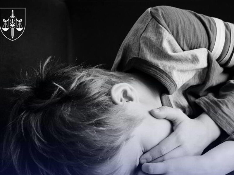 У Харкові хлопчик помер у муках через байдужість матері